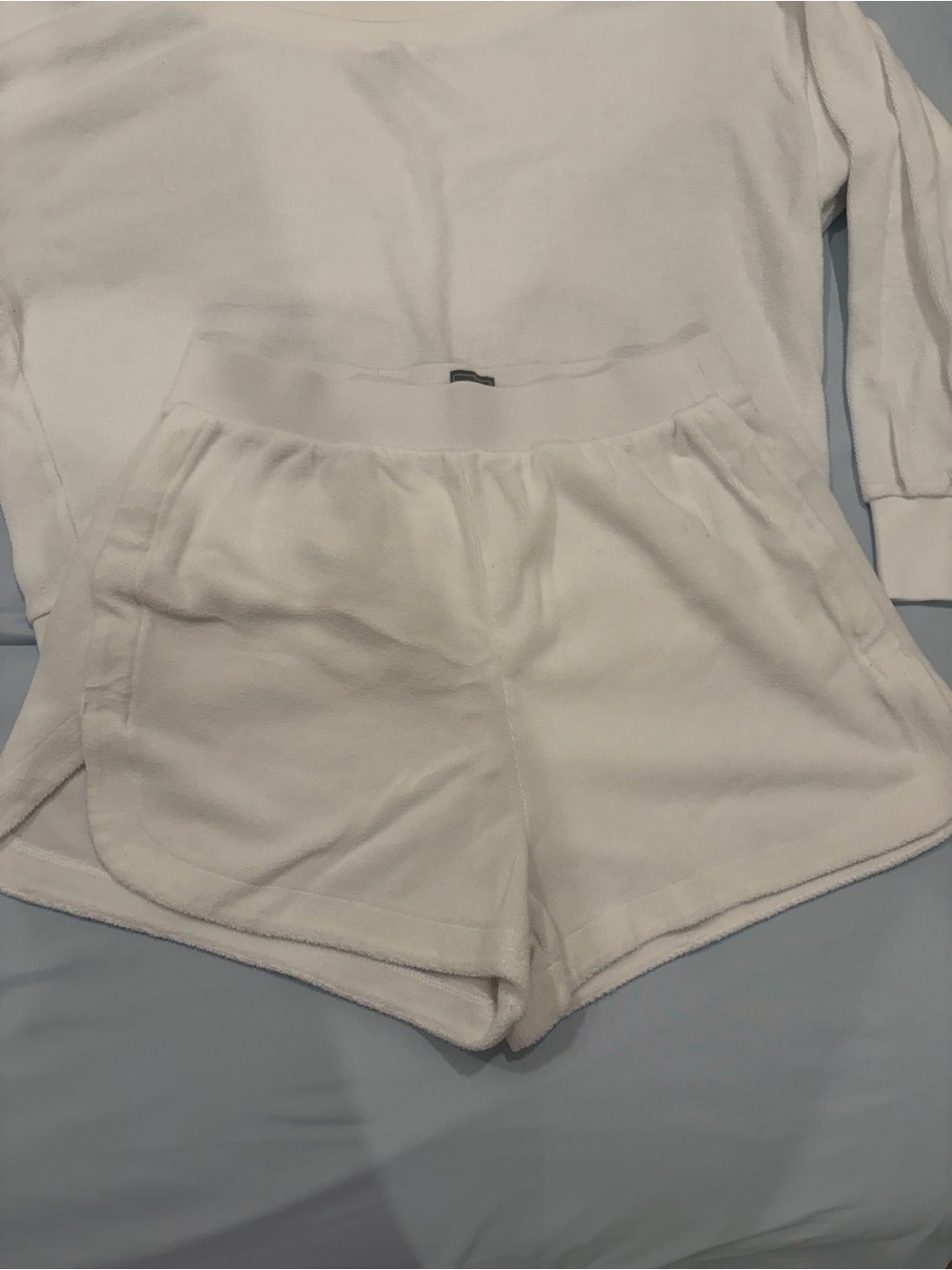 Gap Towel Terry Crewneck, High Rise Shorts and Scoop Neck Tank Top Set - Picture 5 of 7